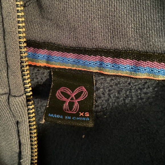 SWEATERS FOR SALE! - Picture 4 of 6